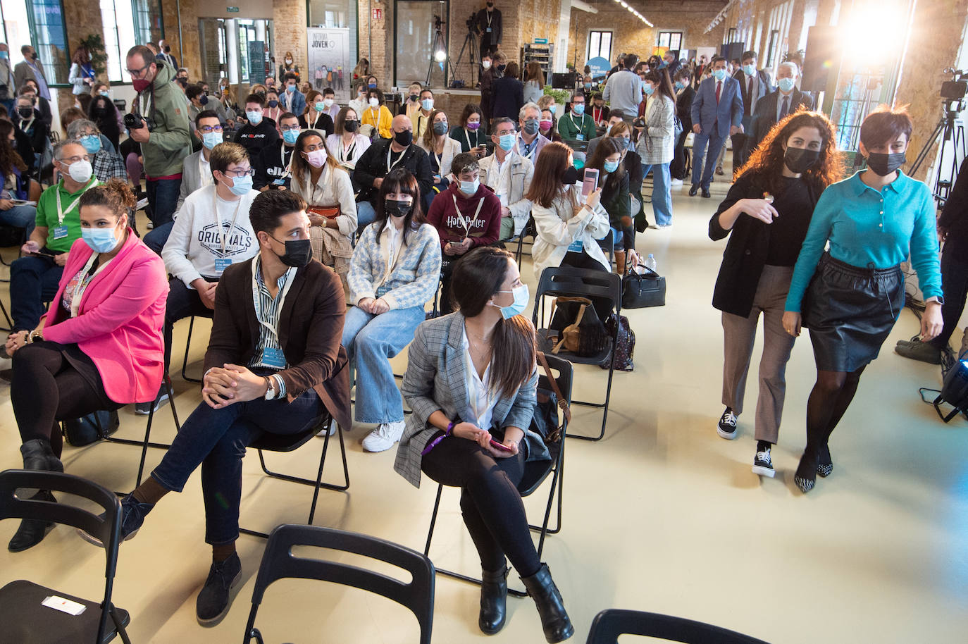 Fotos: Isabel Rodríguez asiste a &#039;El futuro de los jóvenes, donde participa en una mesa redonda&#039;