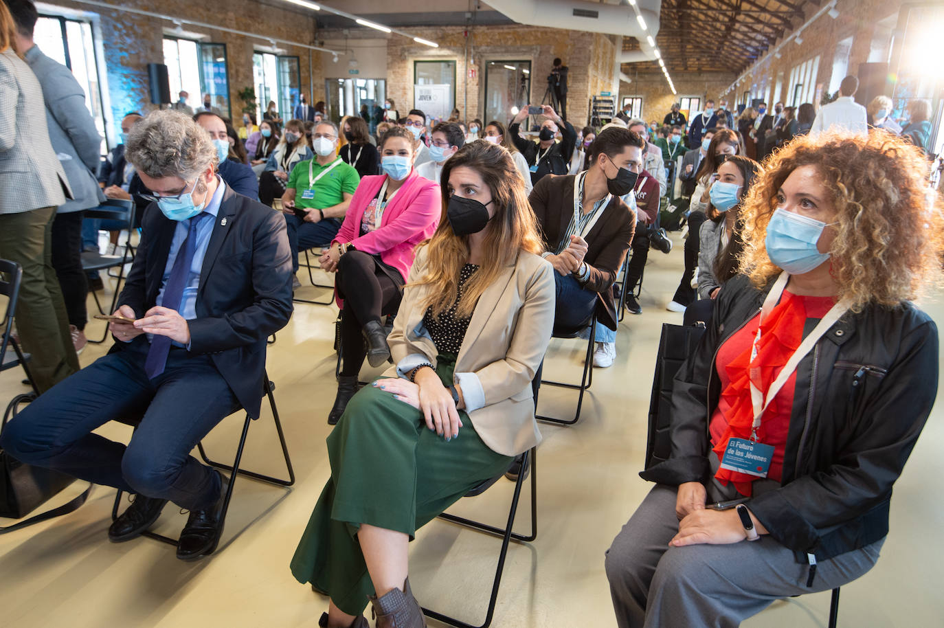 Fotos: Isabel Rodríguez asiste a &#039;El futuro de los jóvenes, donde participa en una mesa redonda&#039;