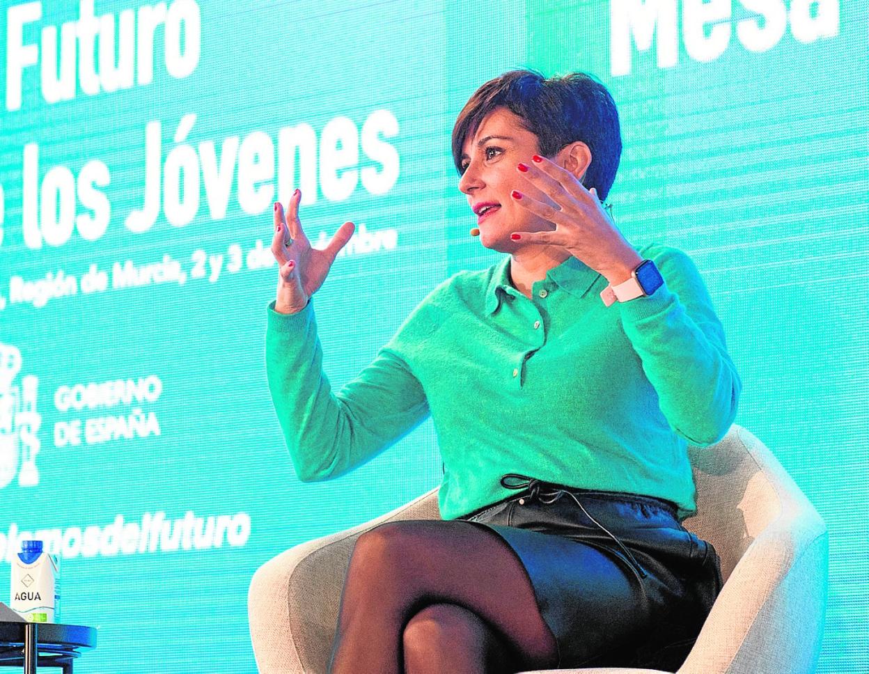 La ministra Isabel Rodríguez, ayer en Murcia, en la jornada 'El futuro de los jóvenes'. 