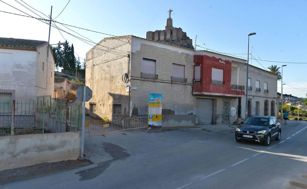Imagen de las viviendas que serán demolidas a partir del lunes.