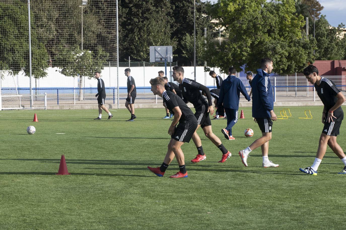 Fotos: El filial del Efesé entrena en Pozo Estrecho