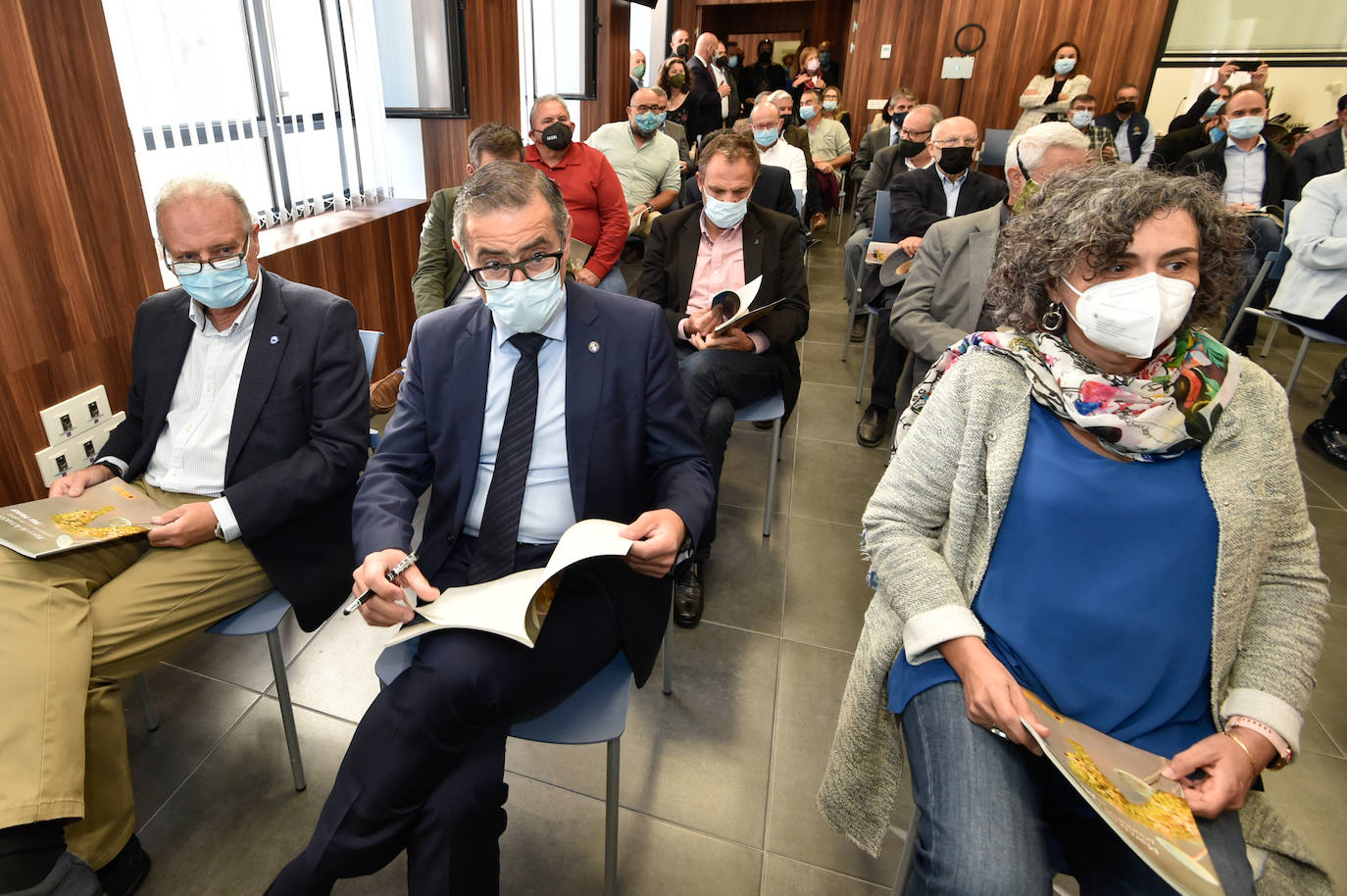 Fotos: La ministra Teresa Ribera presenta en Murcia 34 medidas para regenerar el Mar Menor