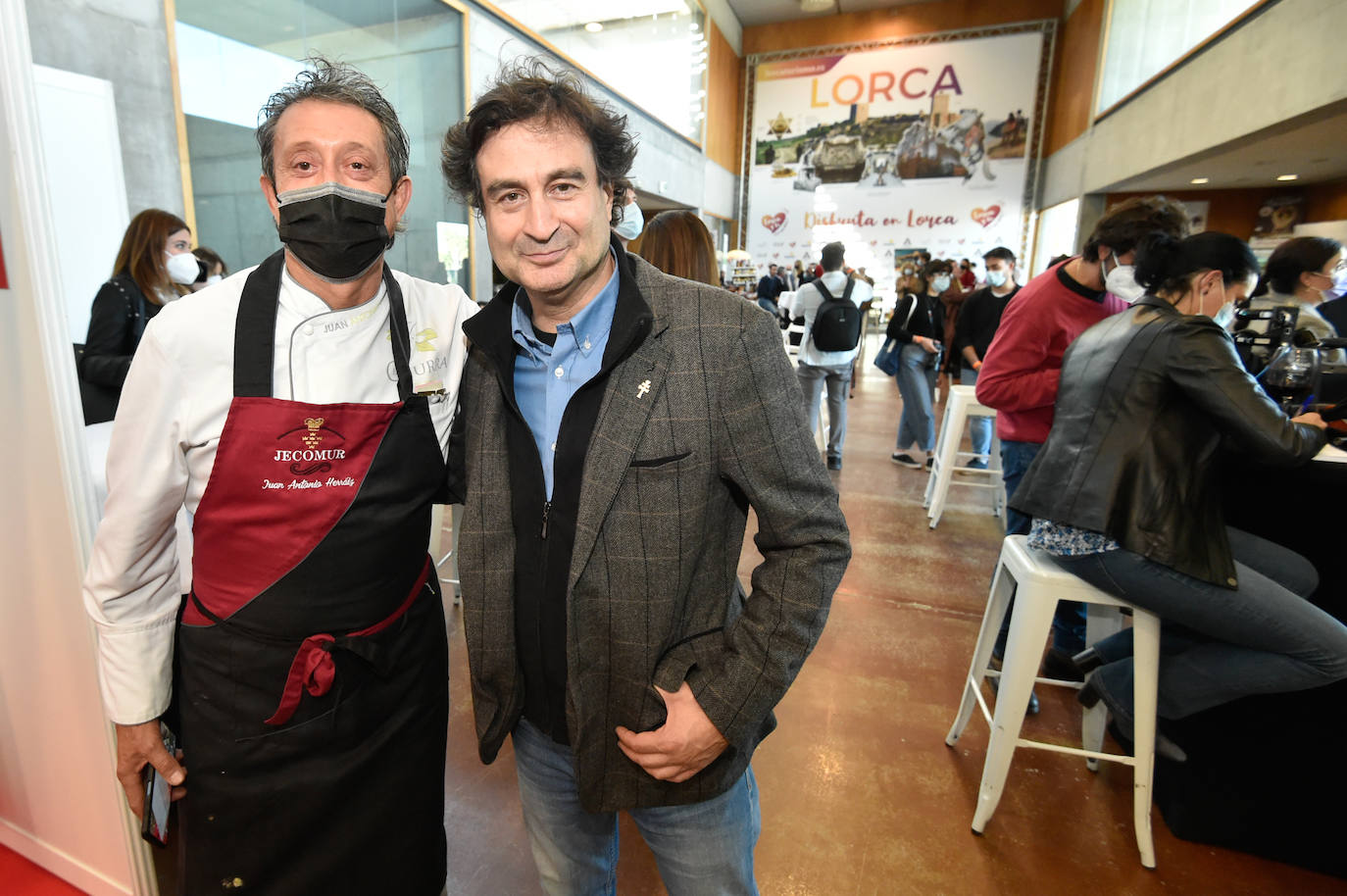Fotos: Los comensales disfrutan de la oferta gastronómica en la primera jornada
