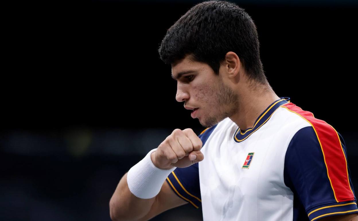 Carlos Alcaraz, durante su partido ante Hugo Gaston.