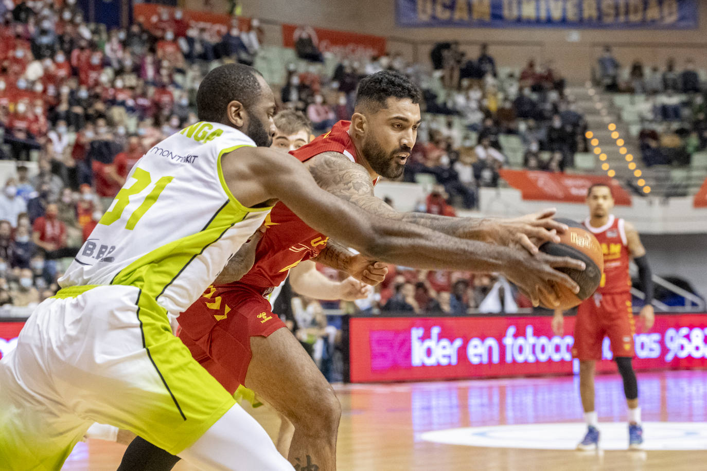 Fotos: La victoria del UCAM Murcia contra el Urbas Fuenlabrada, en imágenes