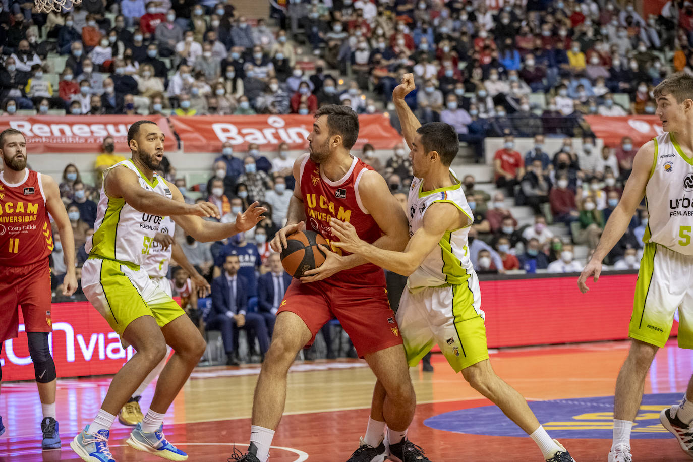 Fotos: La victoria del UCAM Murcia contra el Urbas Fuenlabrada, en imágenes