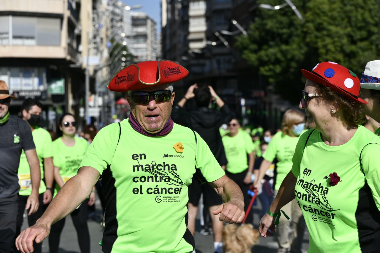 Fotos: La Marea Verde contra el cáncer vuelve a recorrer las calles de Murcia