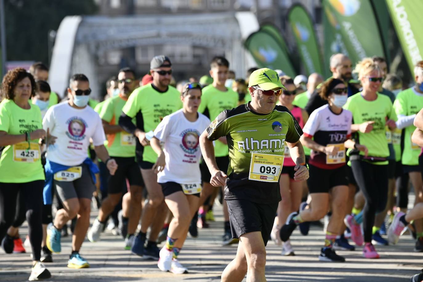 Fotos: La Marea Verde contra el cáncer vuelve a recorrer las calles de Murcia