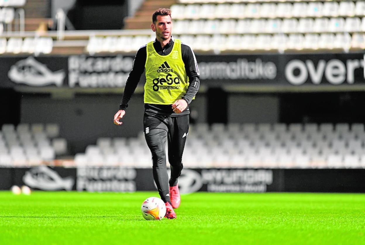 Pedro Alcalá, en el entrenamiento de ayer. 