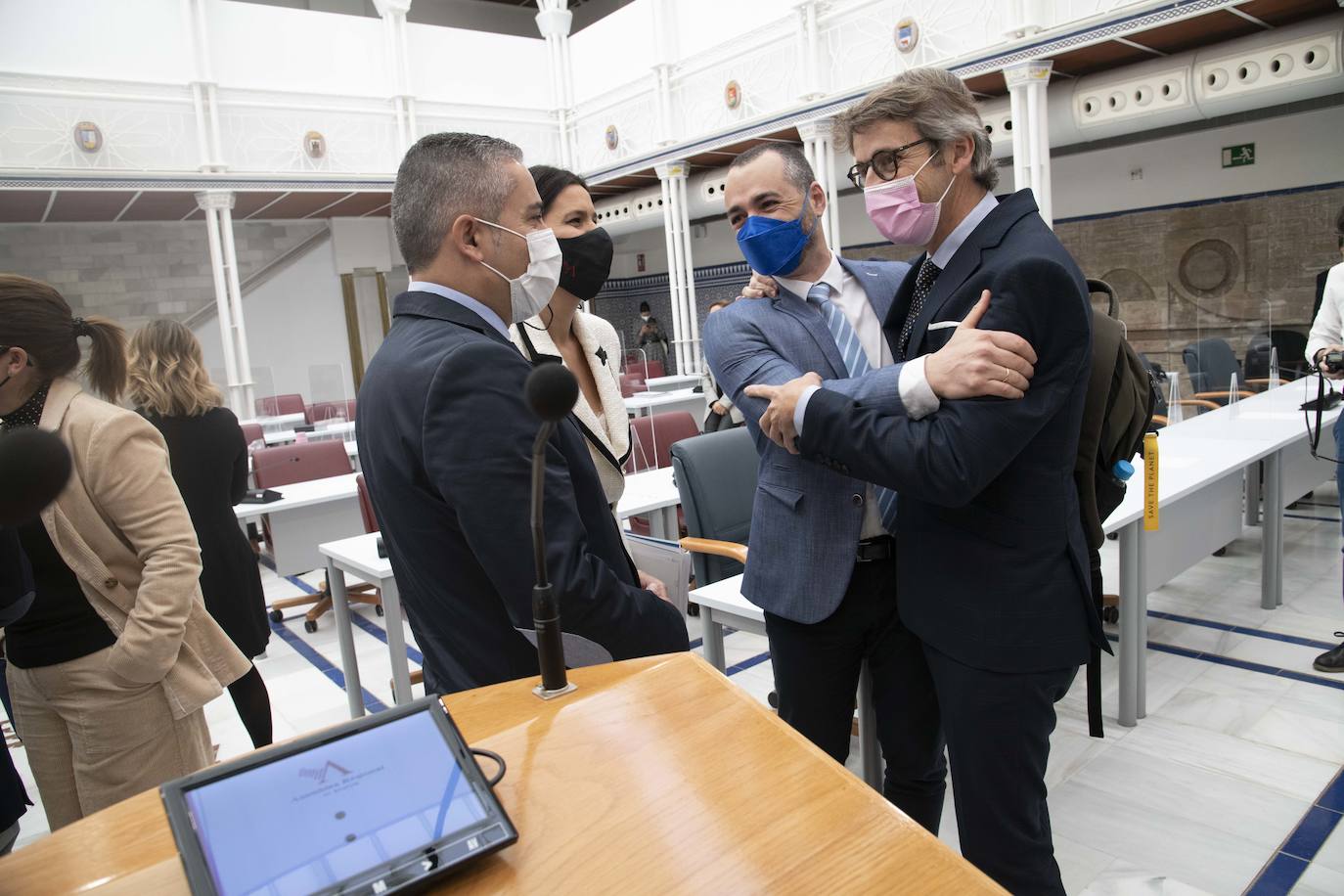 Fotos: PSOE y Ciudadanos se alían para poner coto al transfuguismo en el Estatuto