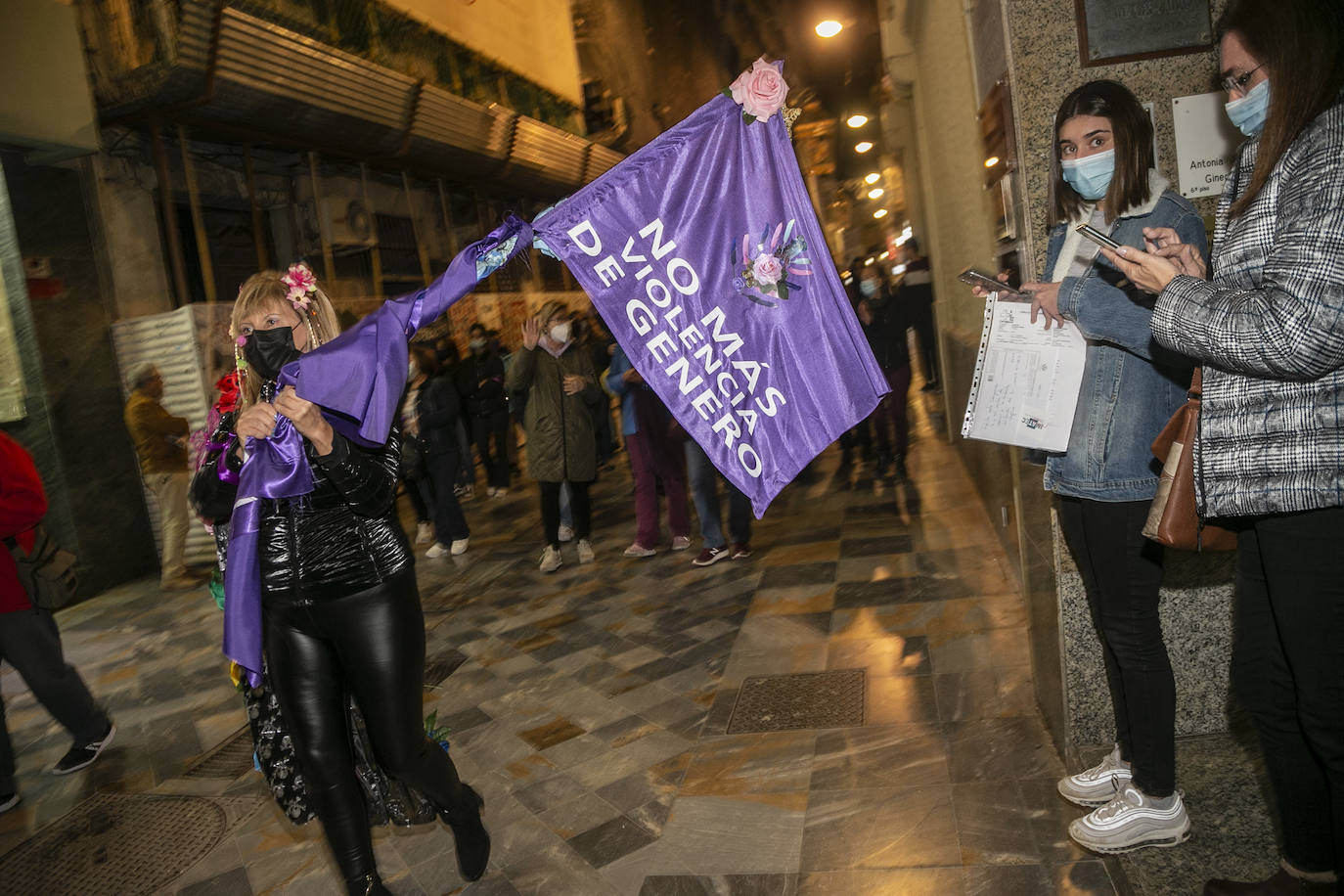 Fotos: Cartagena denuncia en la calle el machismo que mata a las mujeres