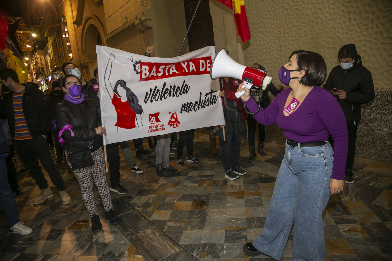 Fotos: Cartagena denuncia en la calle el machismo que mata a las mujeres