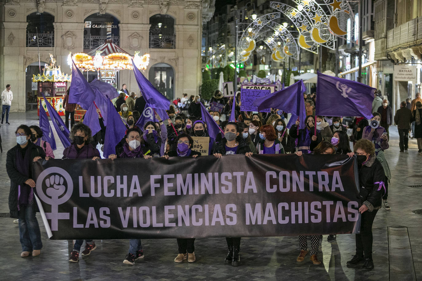 Fotos: Cartagena denuncia en la calle el machismo que mata a las mujeres