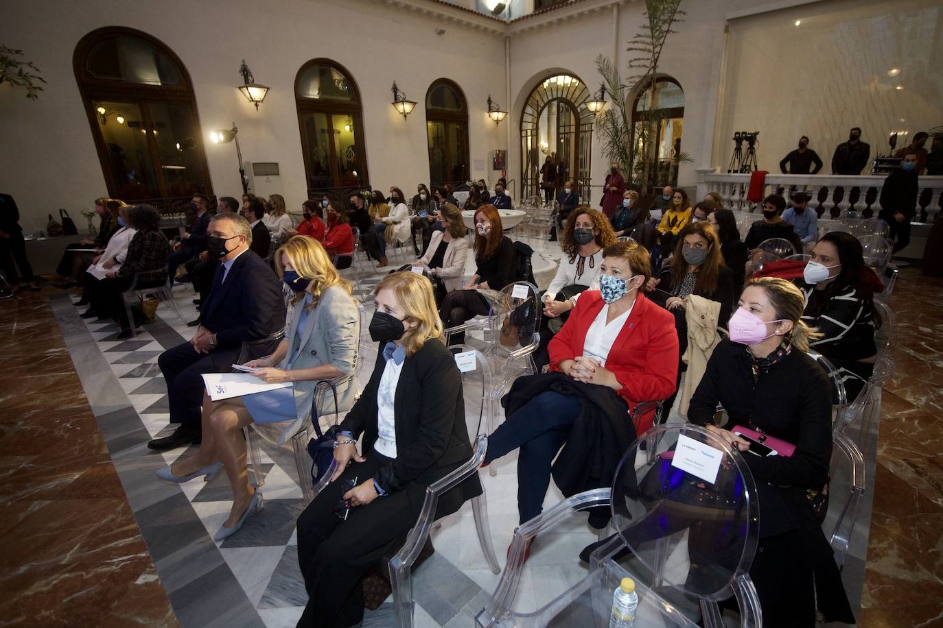 Fotos: Foro &#039;Expertas Profesionales&#039;