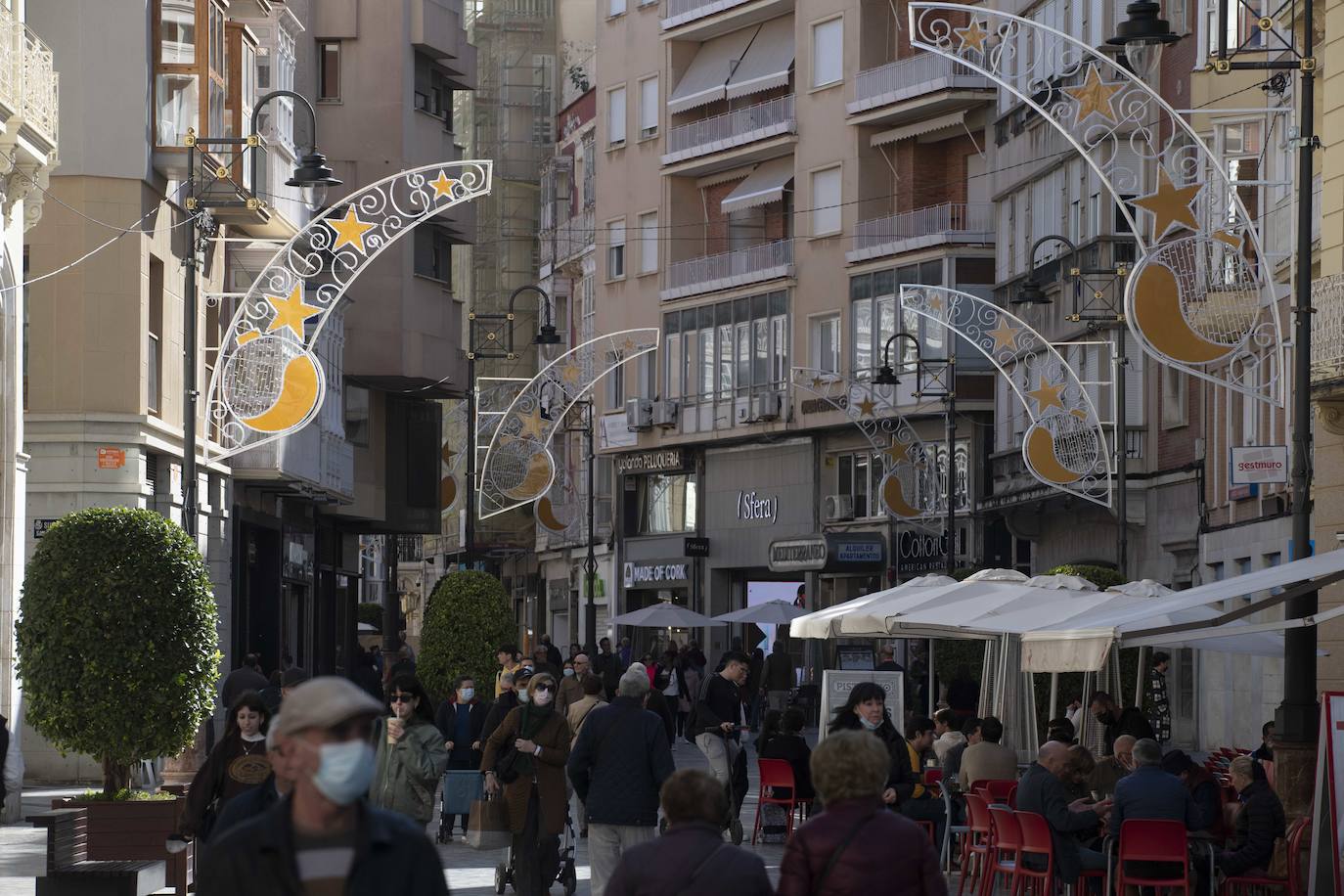 Fotos: Las luces de Navidad de Cartagena crean controversia entre vecinos y comerciantes