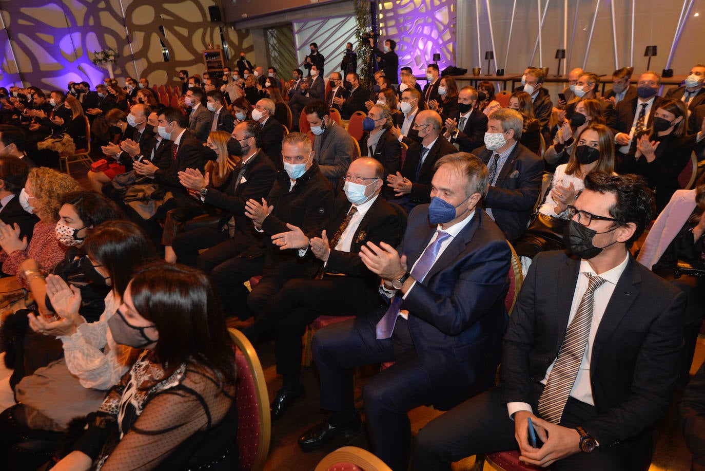 Fotos: Adimur distingue a los mejores directivos del año en la Región