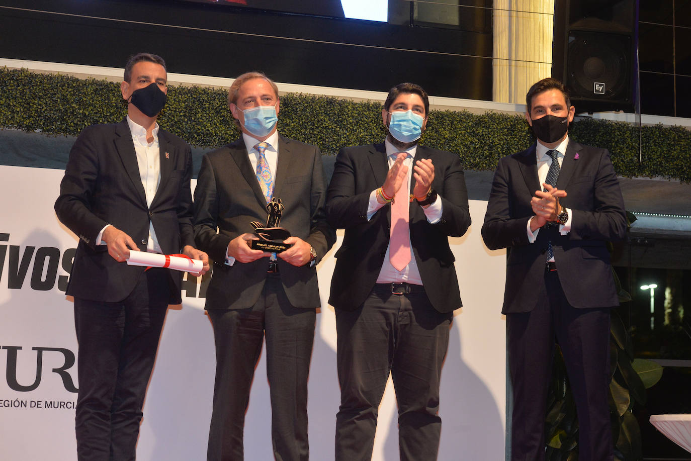 Fotos: Adimur distingue a los mejores directivos del año en la Región