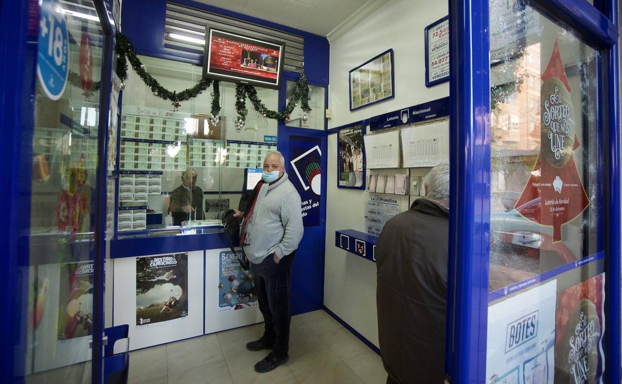 Foto de archivo de la administracion de Molina de Segura que vendió uno de los quintos premios de la Lotería de Navidad 2020