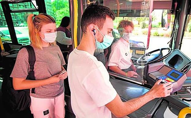 Líneas y horarios de la nueva línea de autobús entre Molina de Segura y Murcia