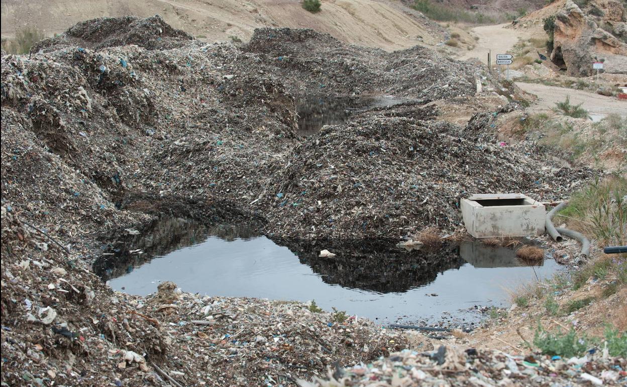 El vertedero de Abanilla, en una fotografía de archivo.