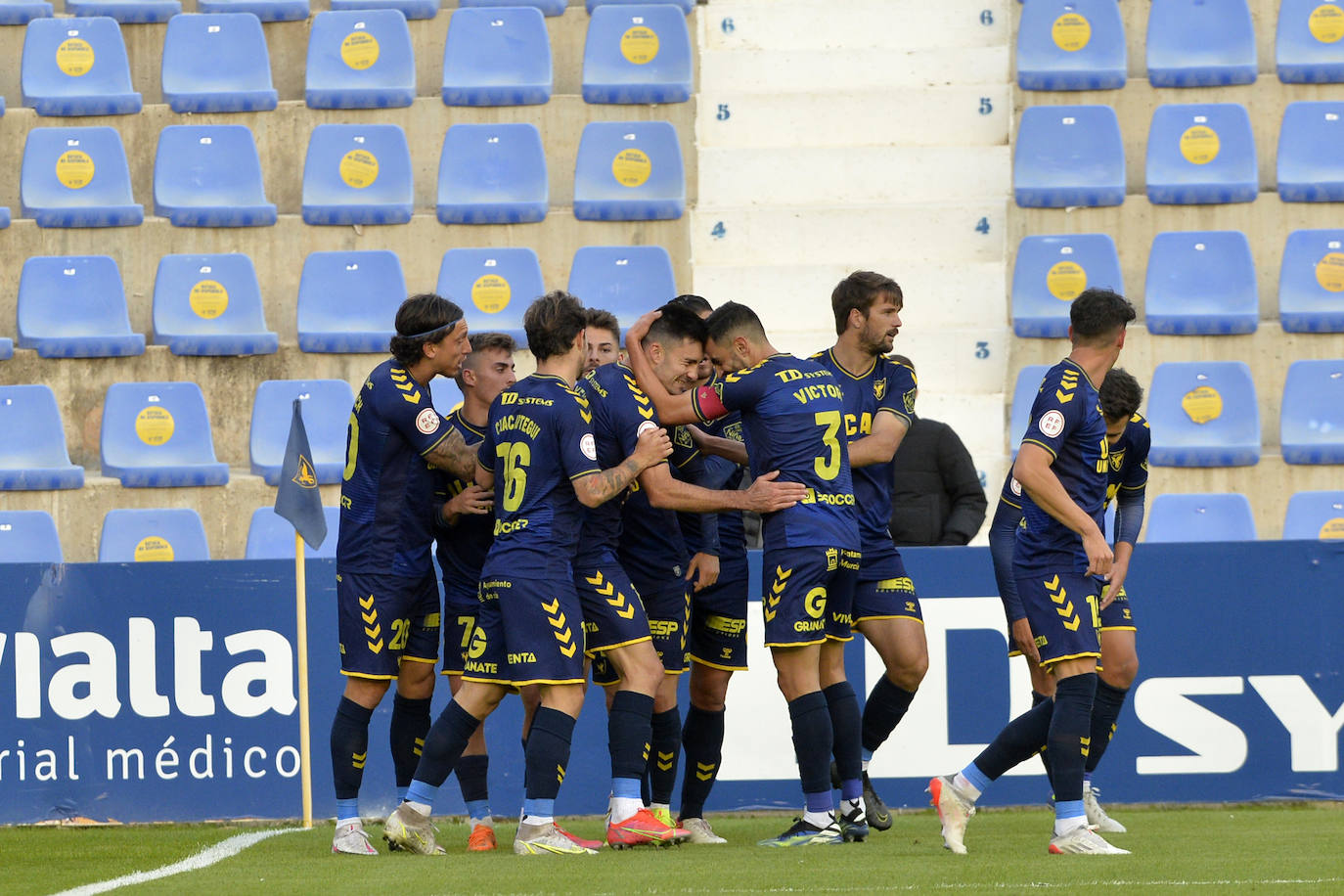 Fotos: La victoria del UCAM CF frente al Algeciras, en imágenes