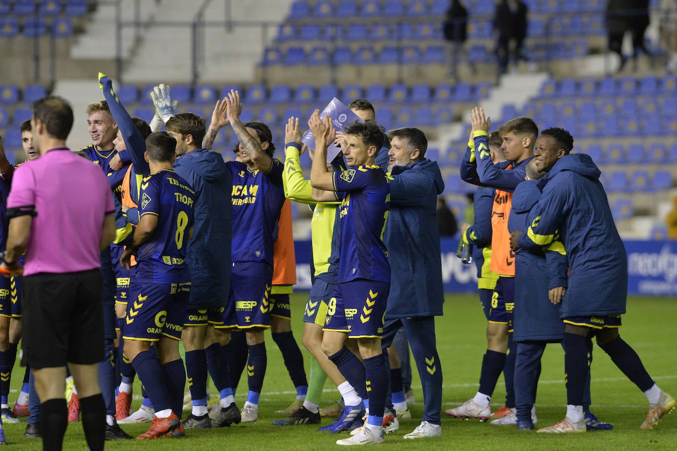 Fotos: La victoria del UCAM CF frente al Algeciras, en imágenes