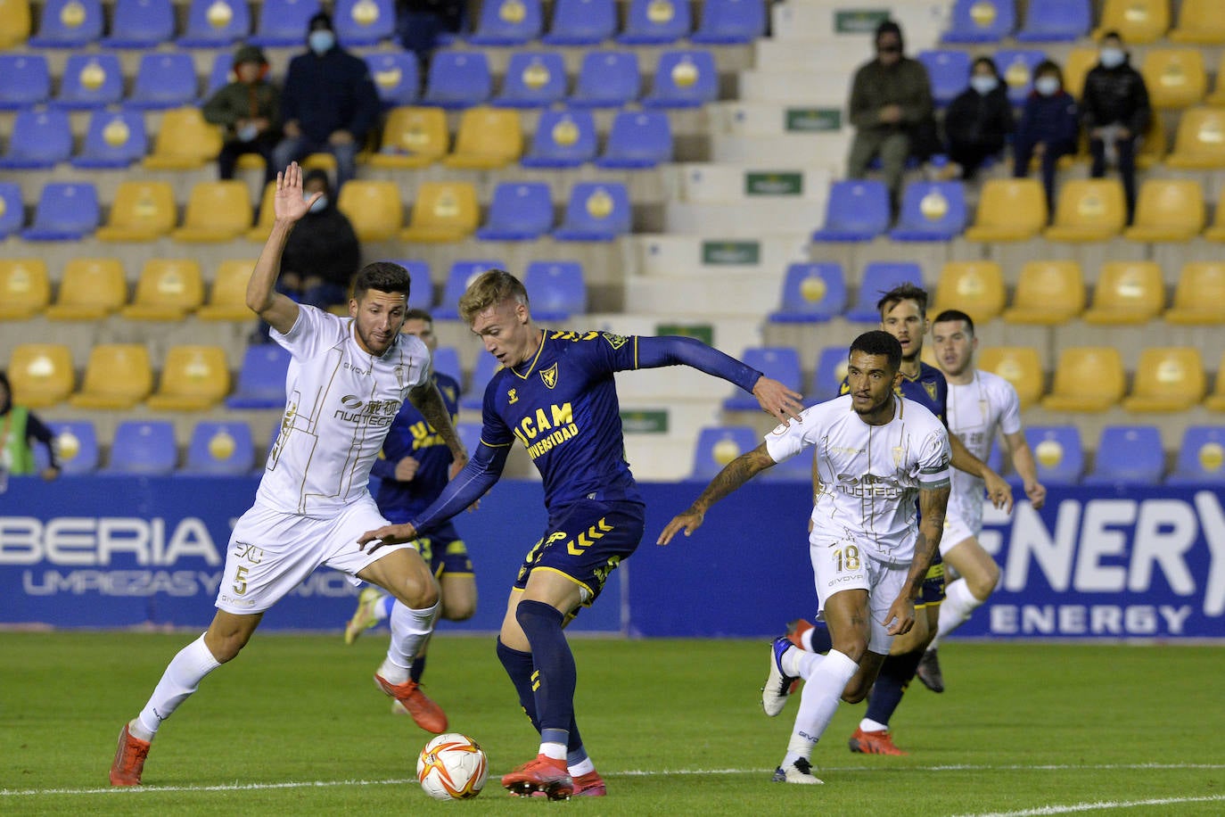 Fotos: La victoria del UCAM CF frente al Algeciras, en imágenes