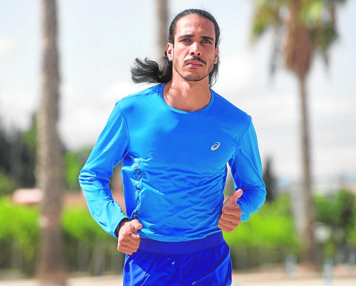 Mo Katir, entrenando en Mula hace unas semanas.