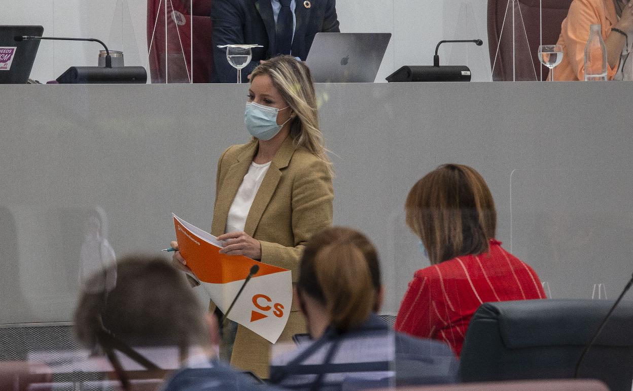 Ana Martínez Vidal, en la Asamblea Regional.