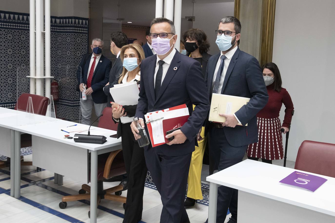 Fotos: La Asamblea reforma su Reglamento para poder reclamar el Estatuto de Autonomía al Congreso