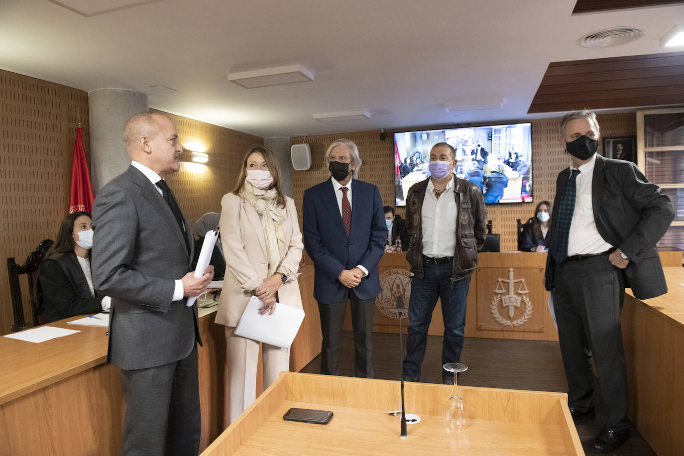 Fotos: Juicios &#039;casi&#039; reales en la nueva aula para estudiantes de Derecho de la UMU