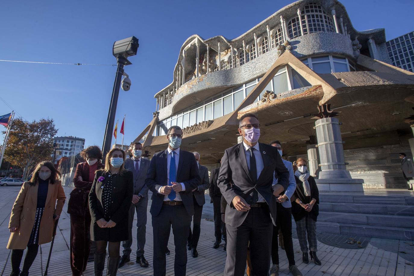 Fotos: Gobierno y oposición dinamitan el diálogo y el consenso con la retirada del Estatuto