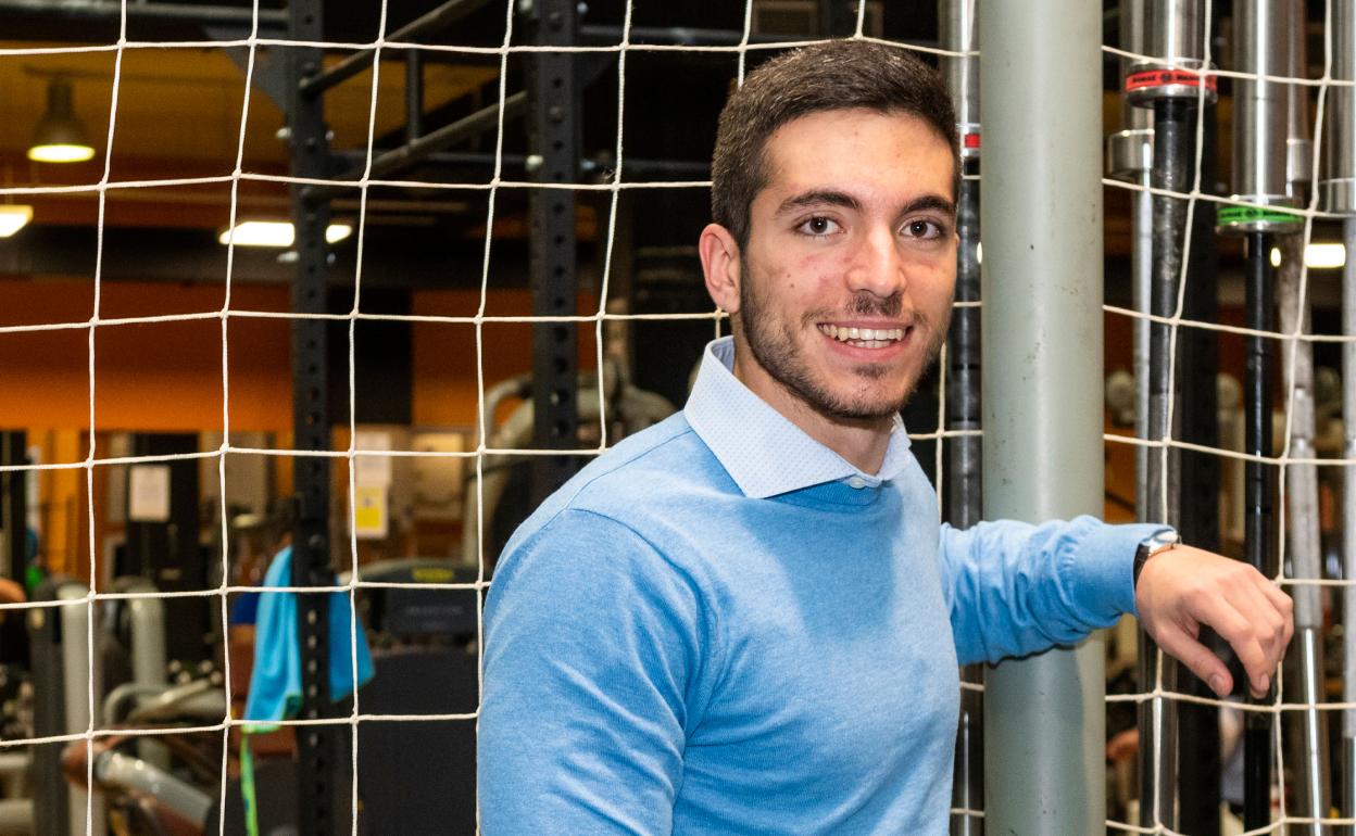 Adrián M. Orcajada, Investigador de la Fundación Séneca en la UCAM. 