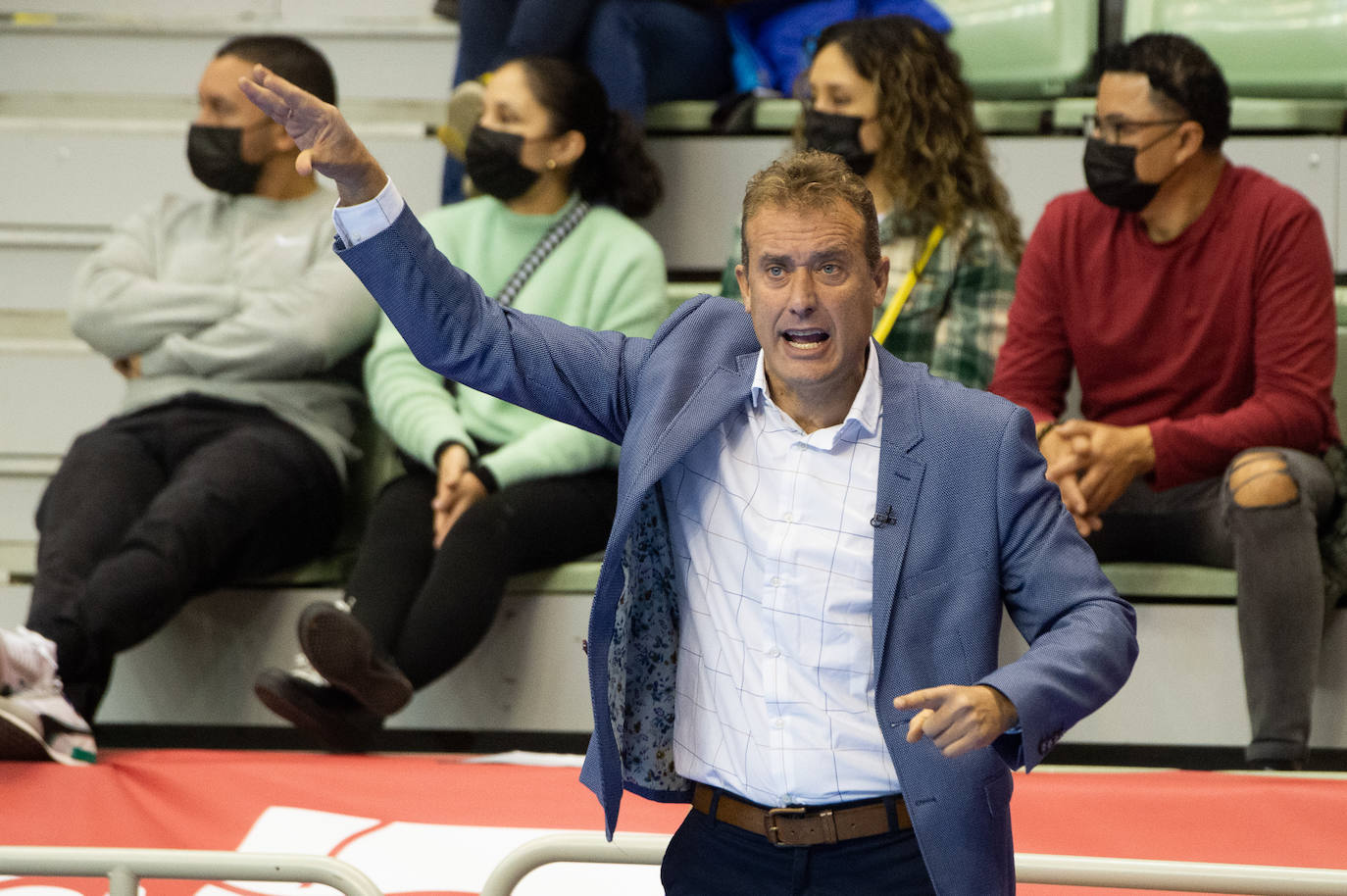 Fotos: La derrota de ElPozo ante Valdepeñas, en imágenes