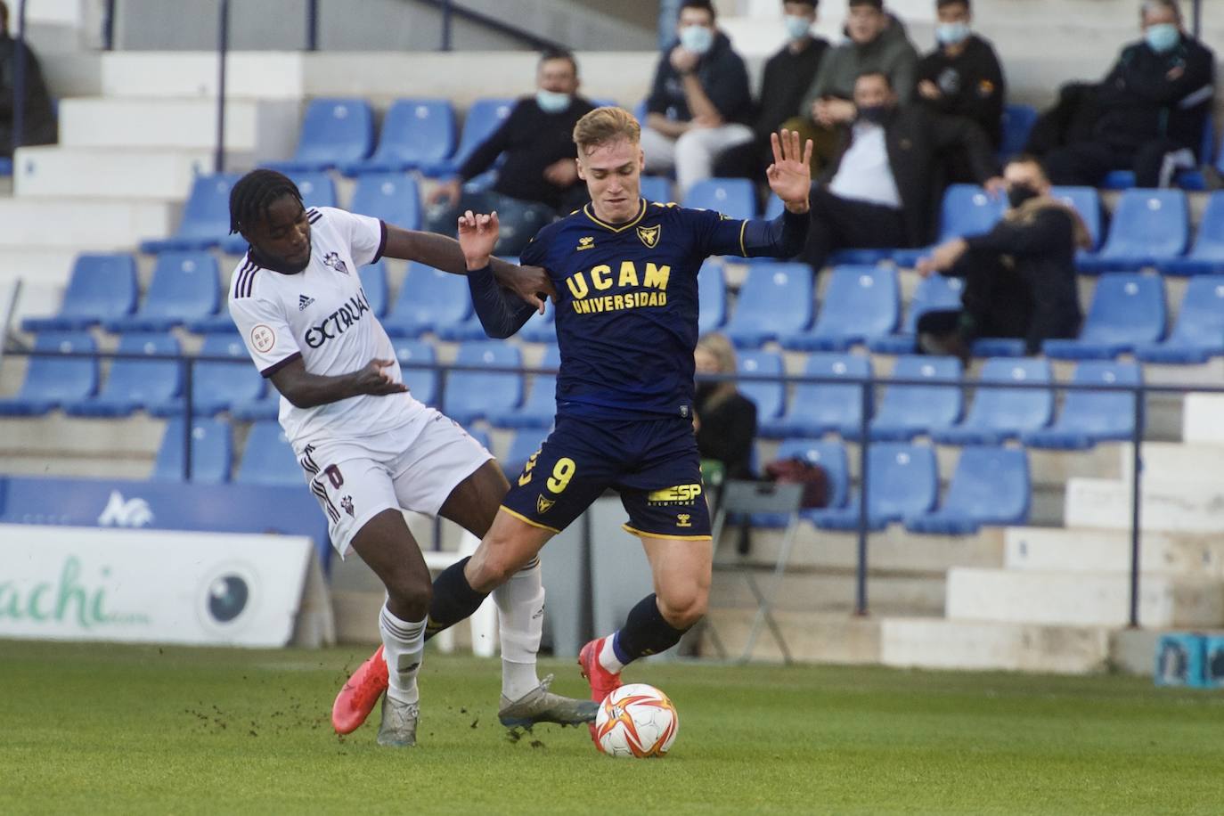 Fotos: La derrota del UCAM CF frente al Albacete Balompié, en imágenes