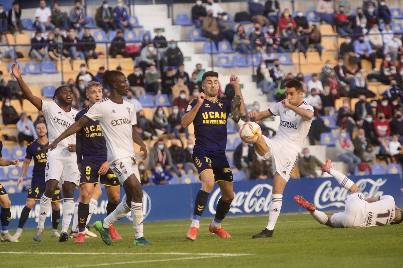 Fotos: La derrota del UCAM CF frente al Albacete Balompié, en imágenes