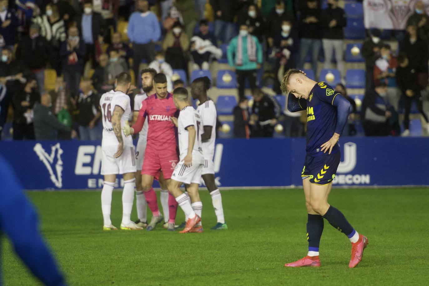 Fotos: La derrota del UCAM CF frente al Albacete Balompié, en imágenes