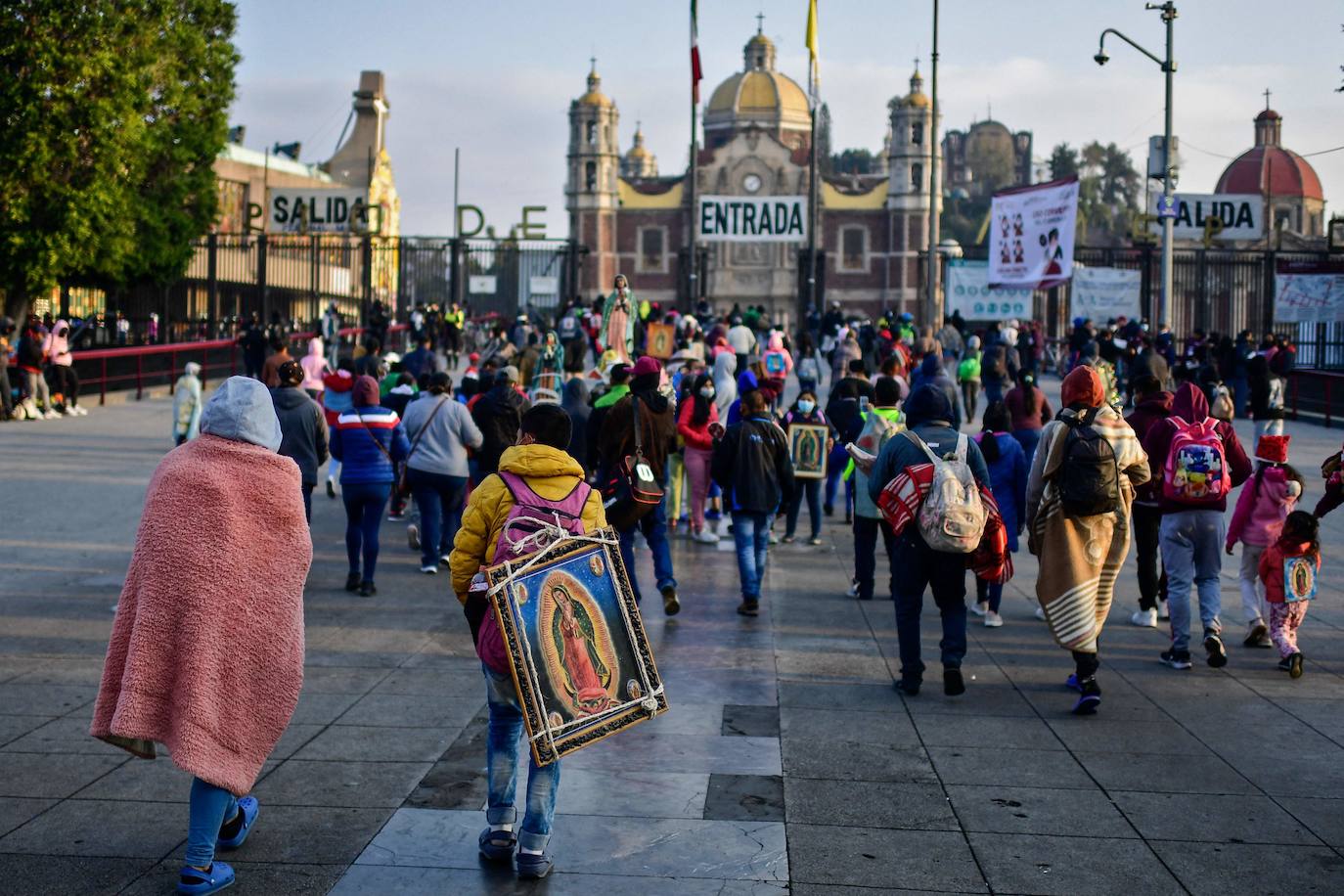 Fotos: Esperanza y medidas sanitarias para la Virgen de Guadalupe