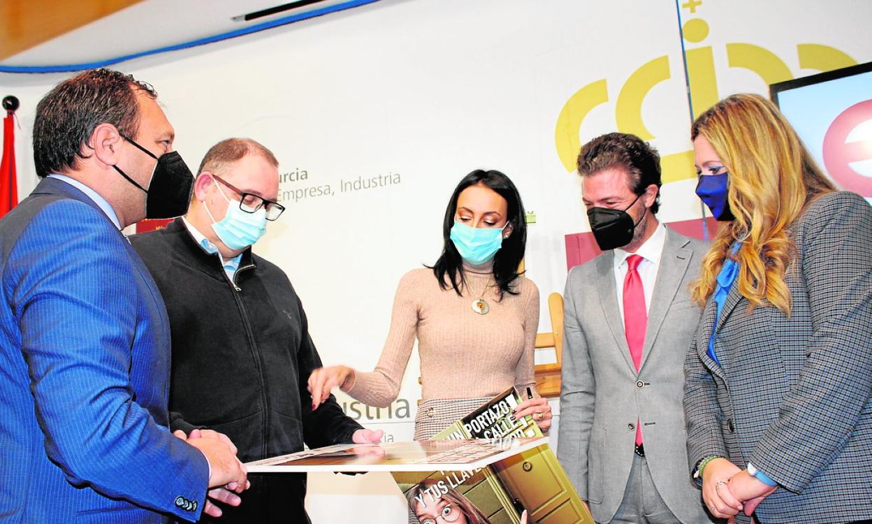 Distintivo de confianza en el sector del metal