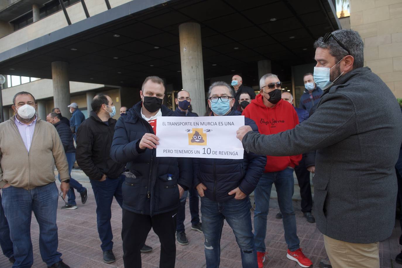 Fotos: Nueva protesta en Murcia por el servicio de autobús