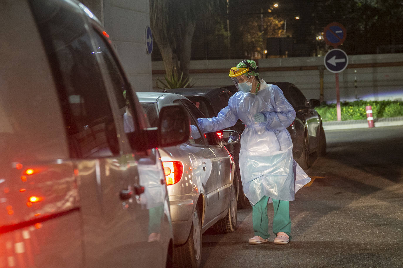 Fotos: Colas para las pruebas PCR en Cartagena