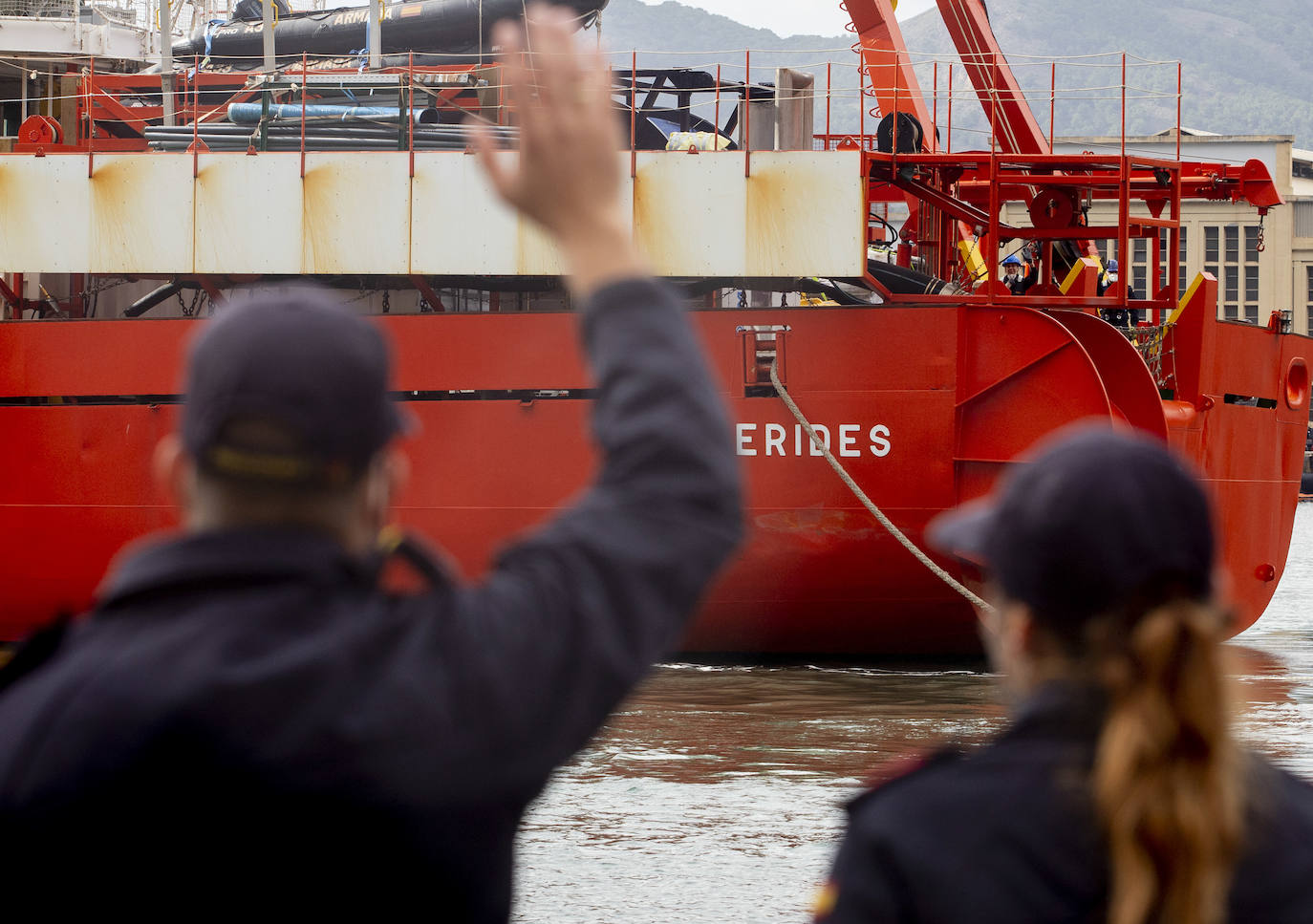 Fotos: El &#039;Hespérides&#039; zarpa desde el arsenal de Cartagena hacia la Antártida en &#039;modo burbuja&#039;