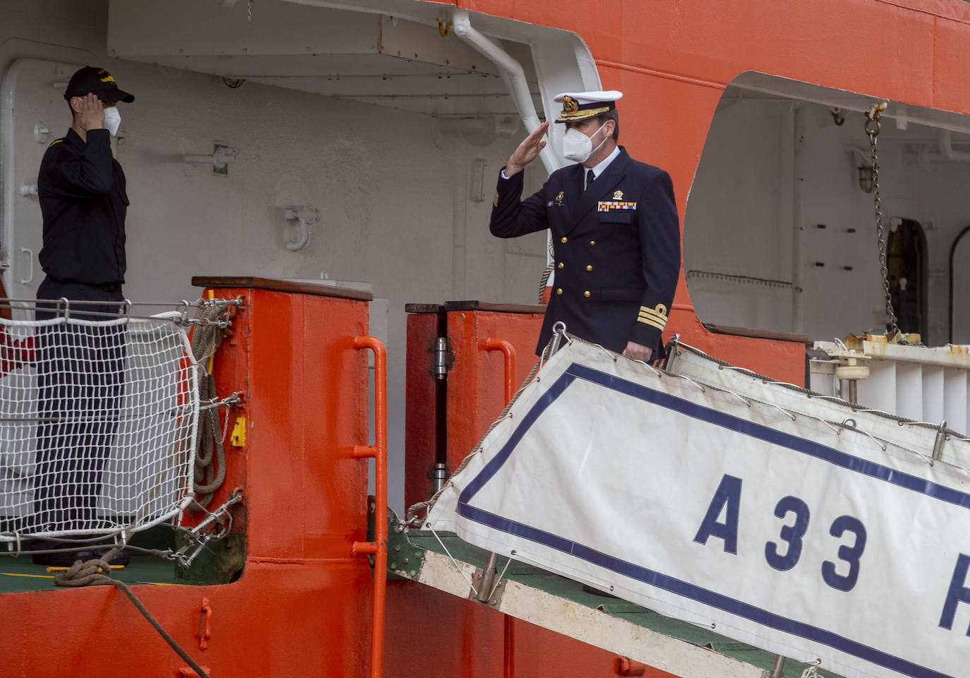 Fotos: El &#039;Hespérides&#039; zarpa desde el arsenal de Cartagena hacia la Antártida en &#039;modo burbuja&#039;