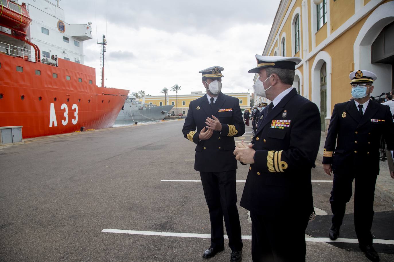 Fotos: El &#039;Hespérides&#039; zarpa desde el arsenal de Cartagena hacia la Antártida en &#039;modo burbuja&#039;