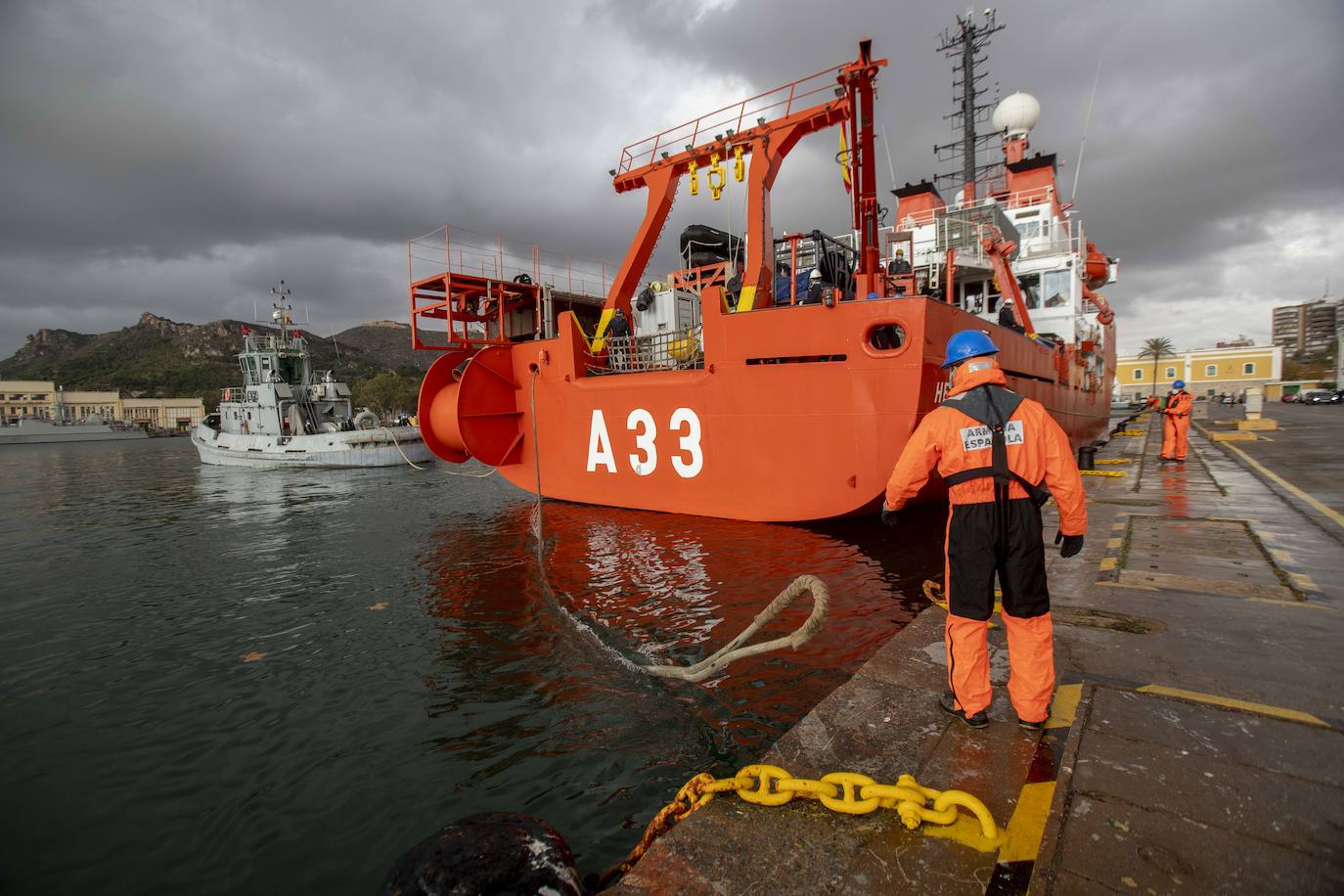 Fotos: El &#039;Hespérides&#039; zarpa desde el arsenal de Cartagena hacia la Antártida en &#039;modo burbuja&#039;