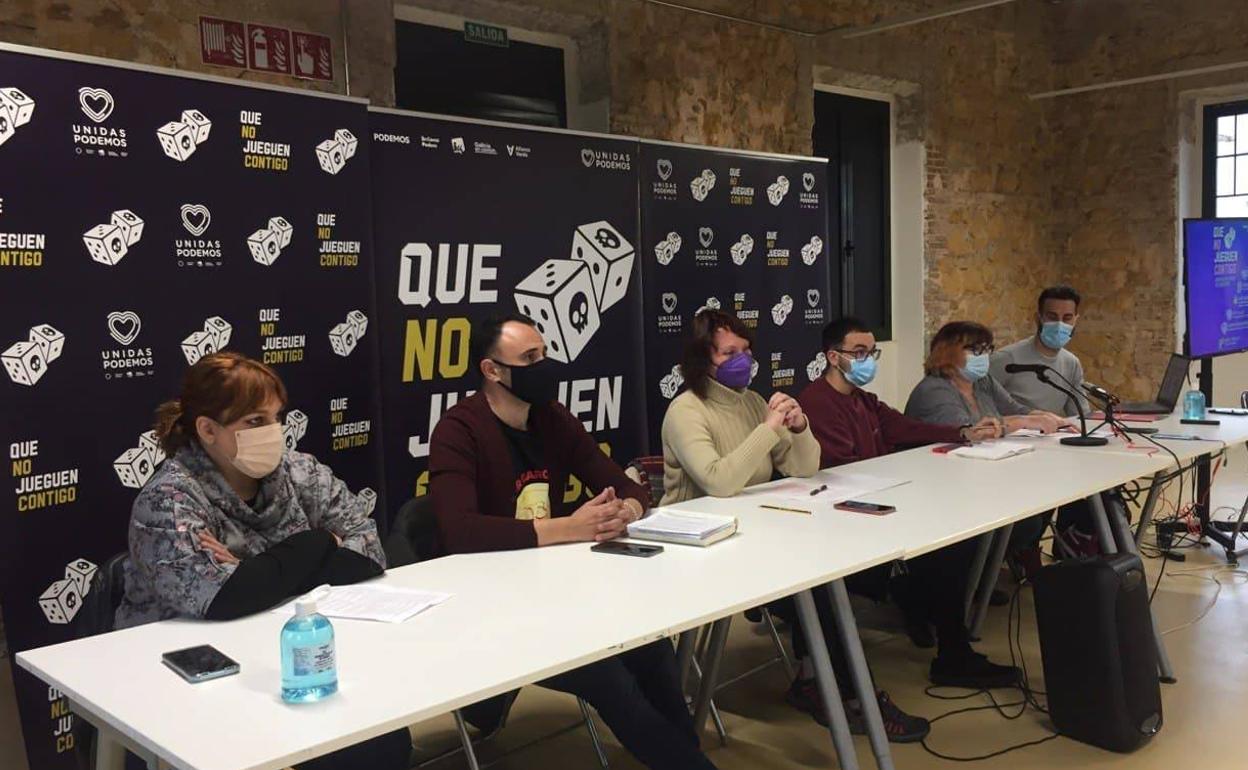 Acto de Podemos en el Cuartel de Artillería de Murcia sobre la ludopatía. 