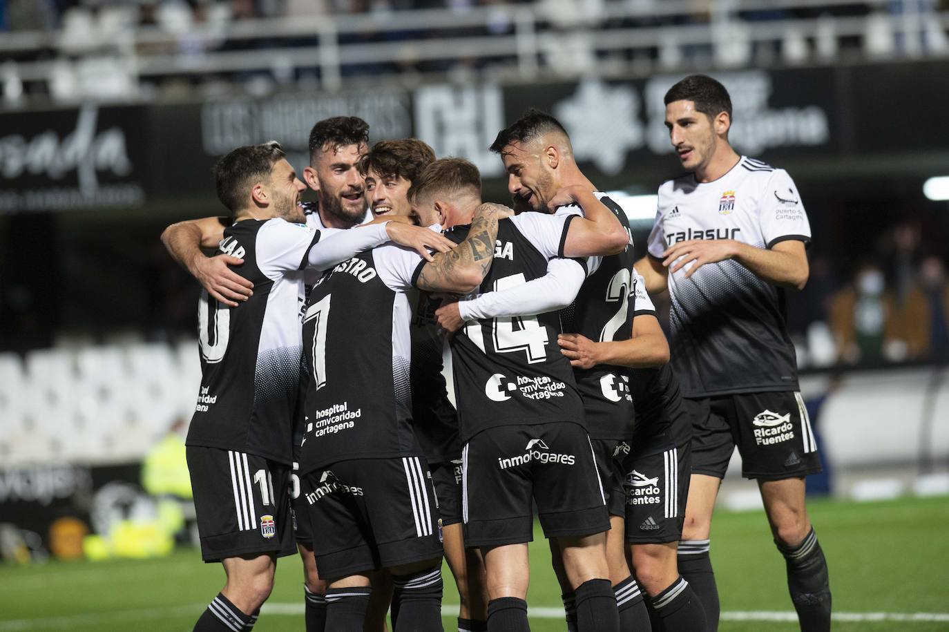 Fotos: FC Cartagena - Mirandés (3-0)