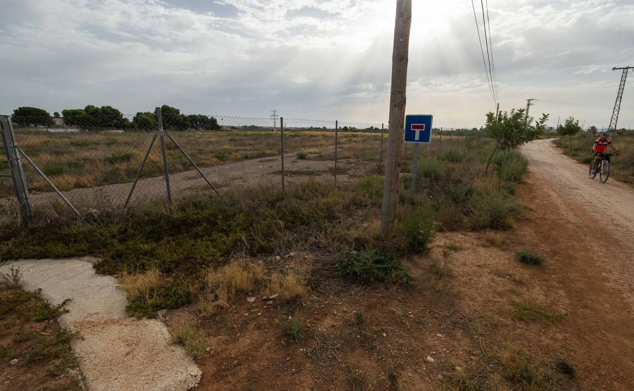 Terrenos donde se ubicará el colegio de La Aljorra. 