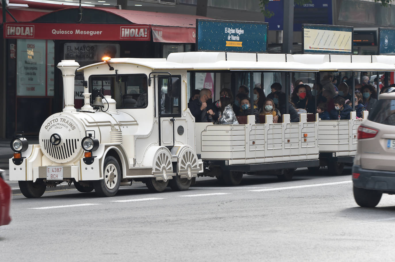 Fotos: Las mascarillas vuelven a las calles de la Región de Murcia por Navidad