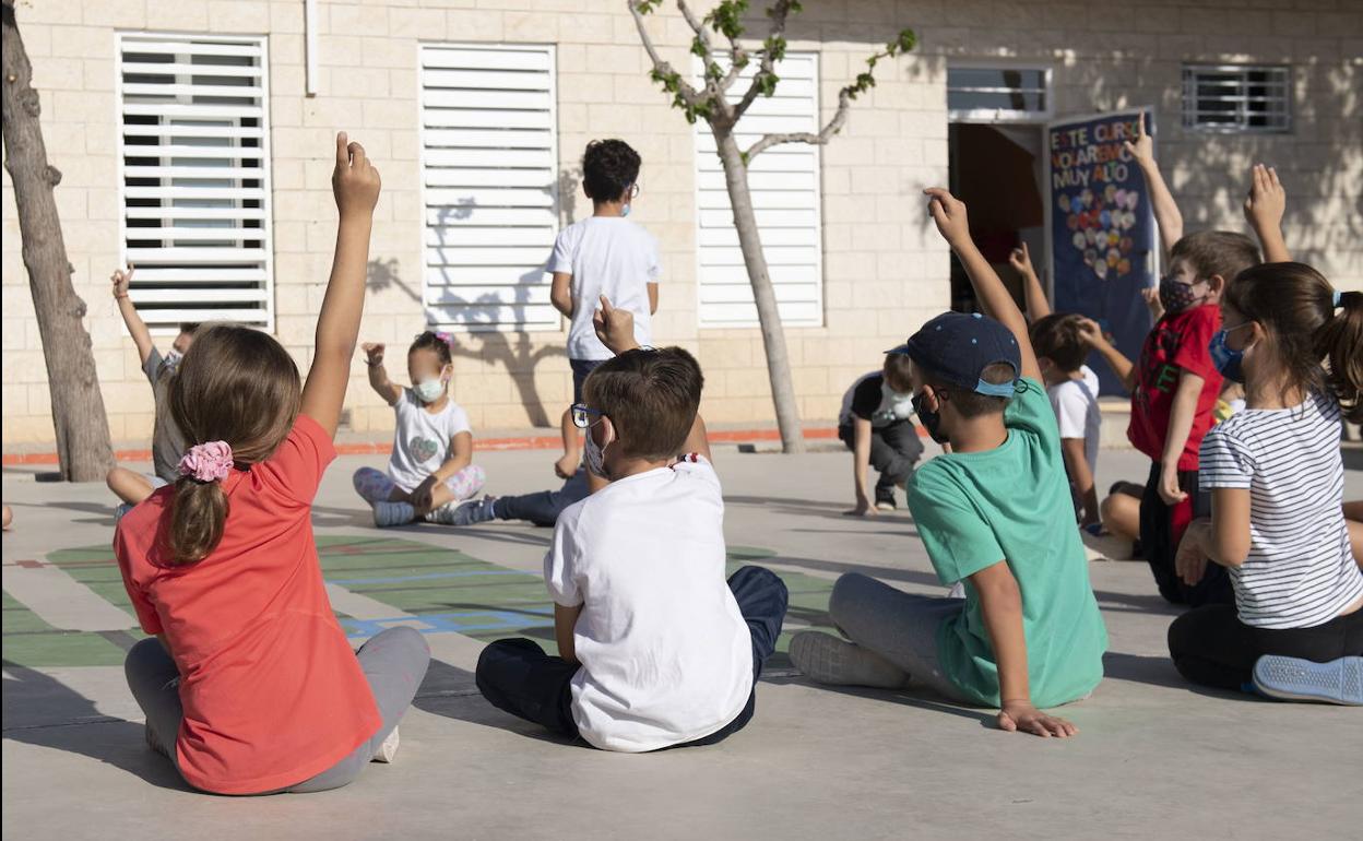 Alumnos de un colegio, en una imagen de archivo. 